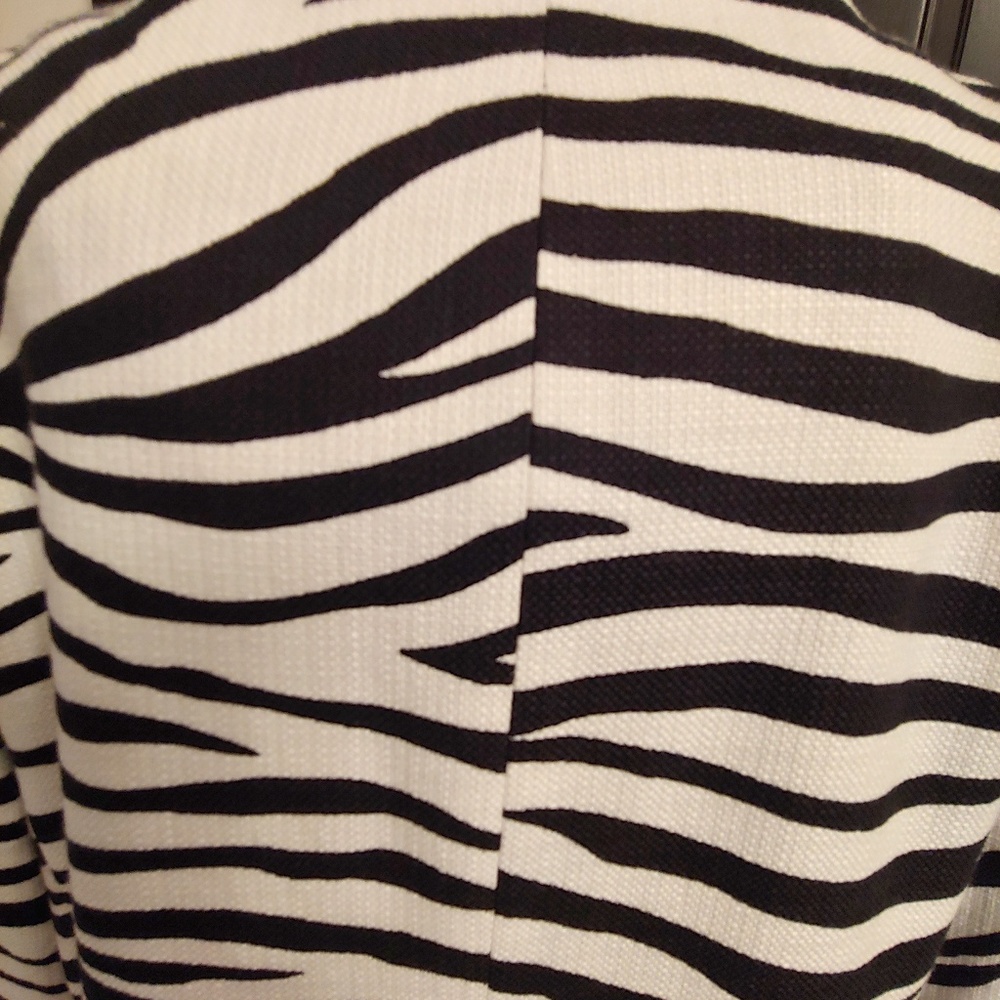 jacket - Picture 6 of 7